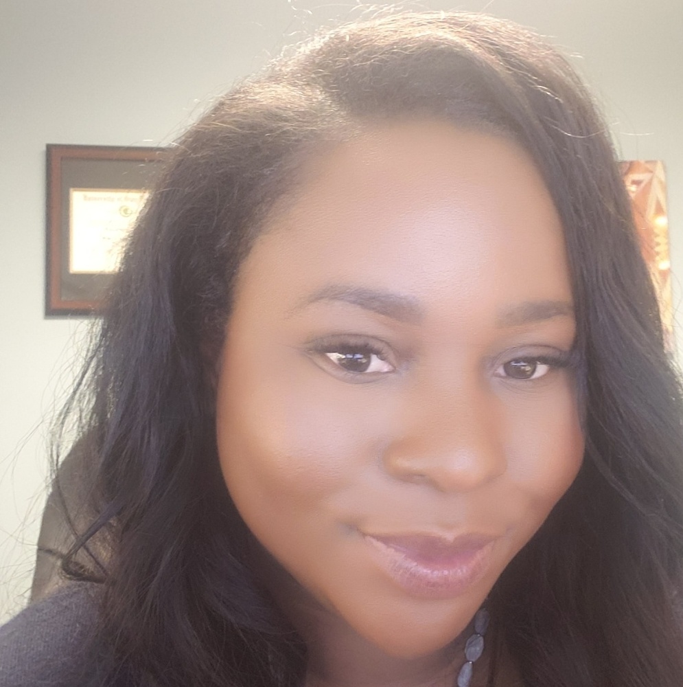 Meet your Posher, Andrea